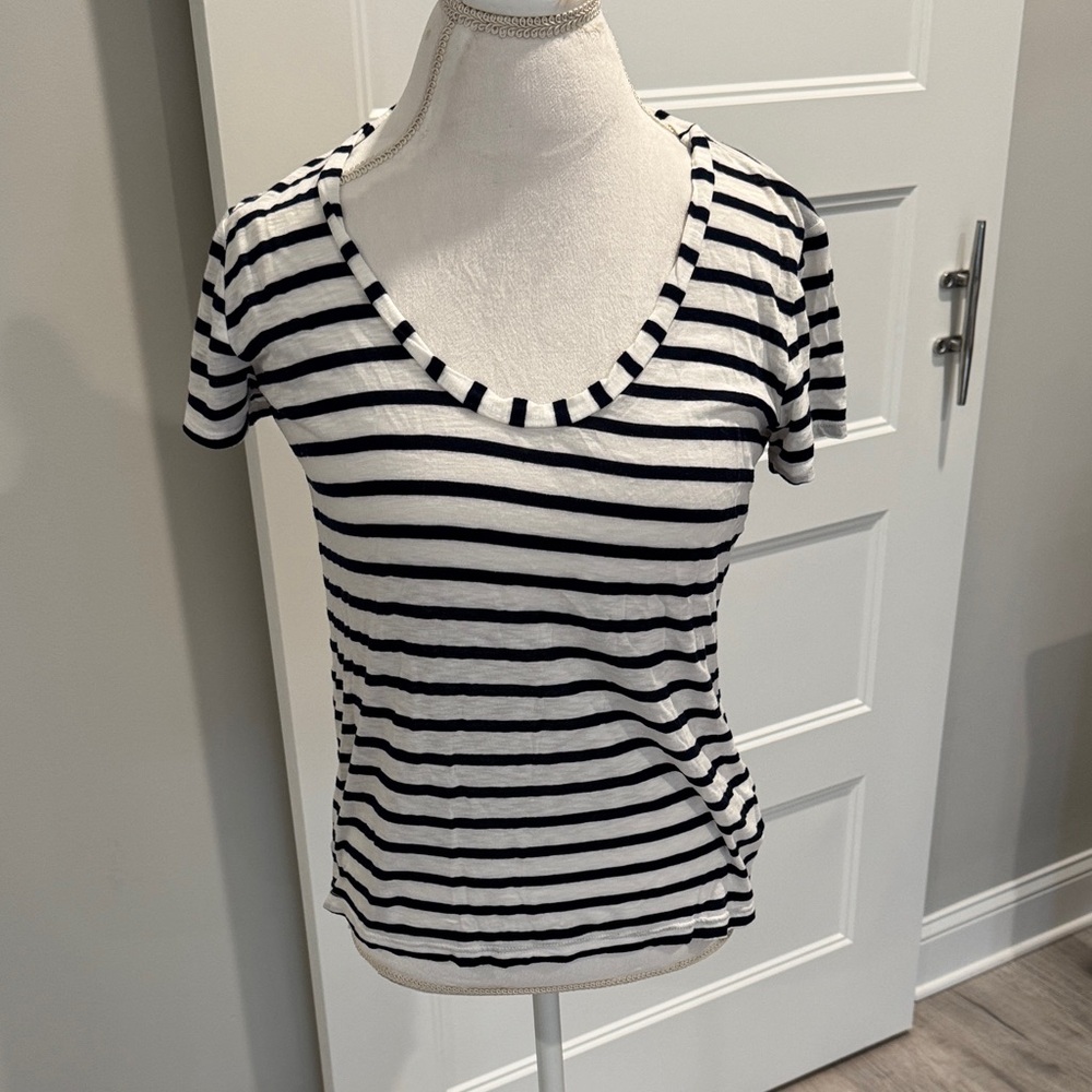 Splendid navy and White Striped Short Sleeve Tee